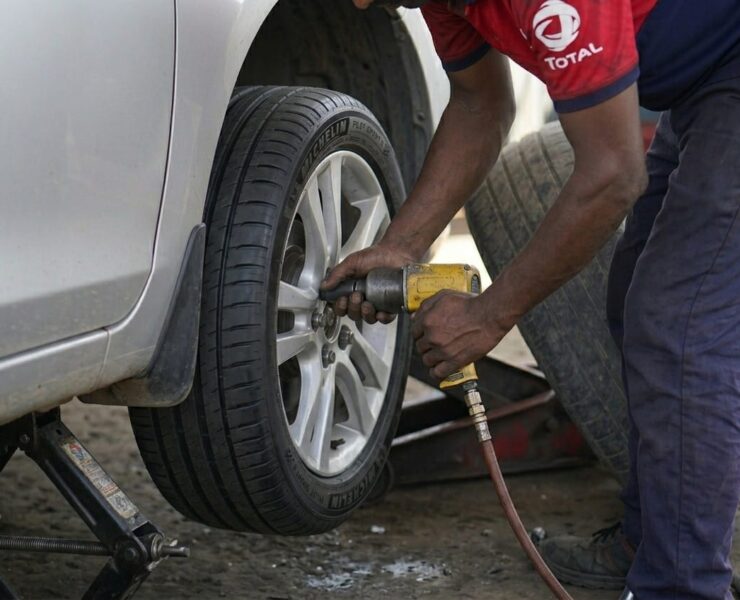 tyre change